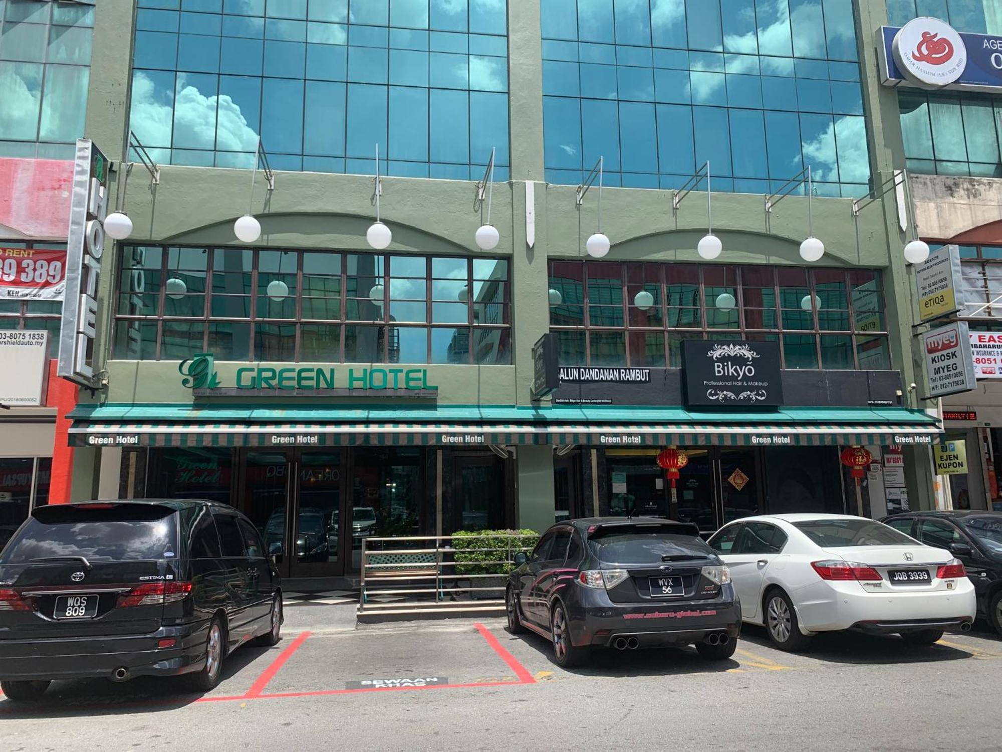 Green Hotel Puchong Extérieur photo