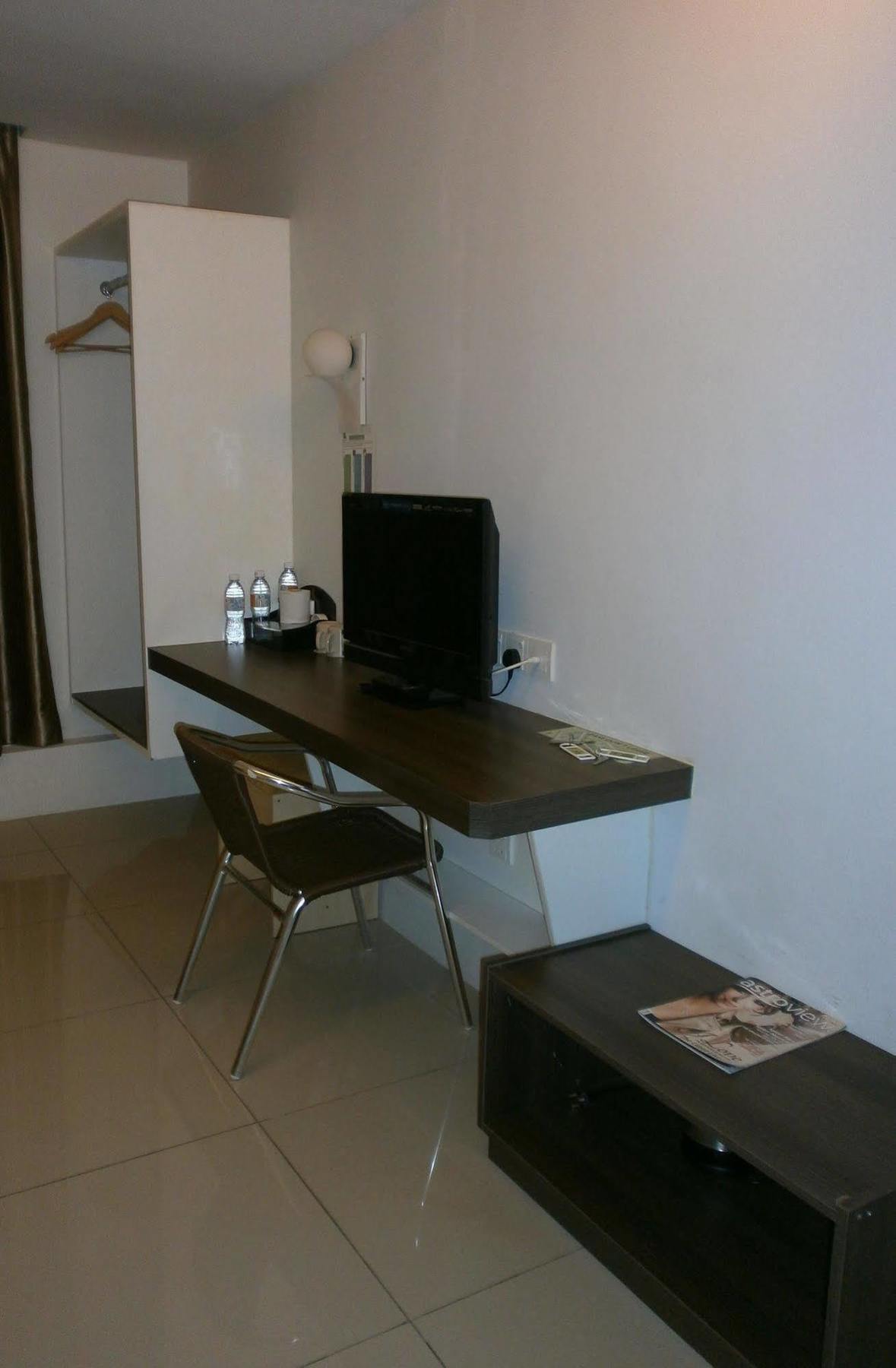 Green Hotel Puchong Extérieur photo