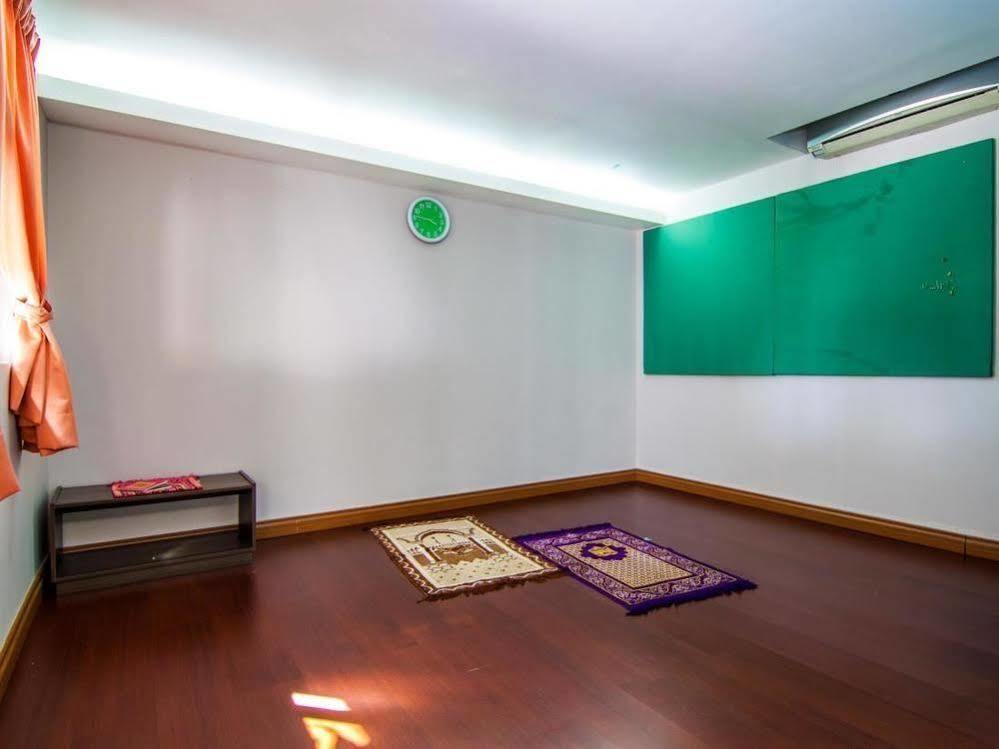 Green Hotel Puchong Extérieur photo