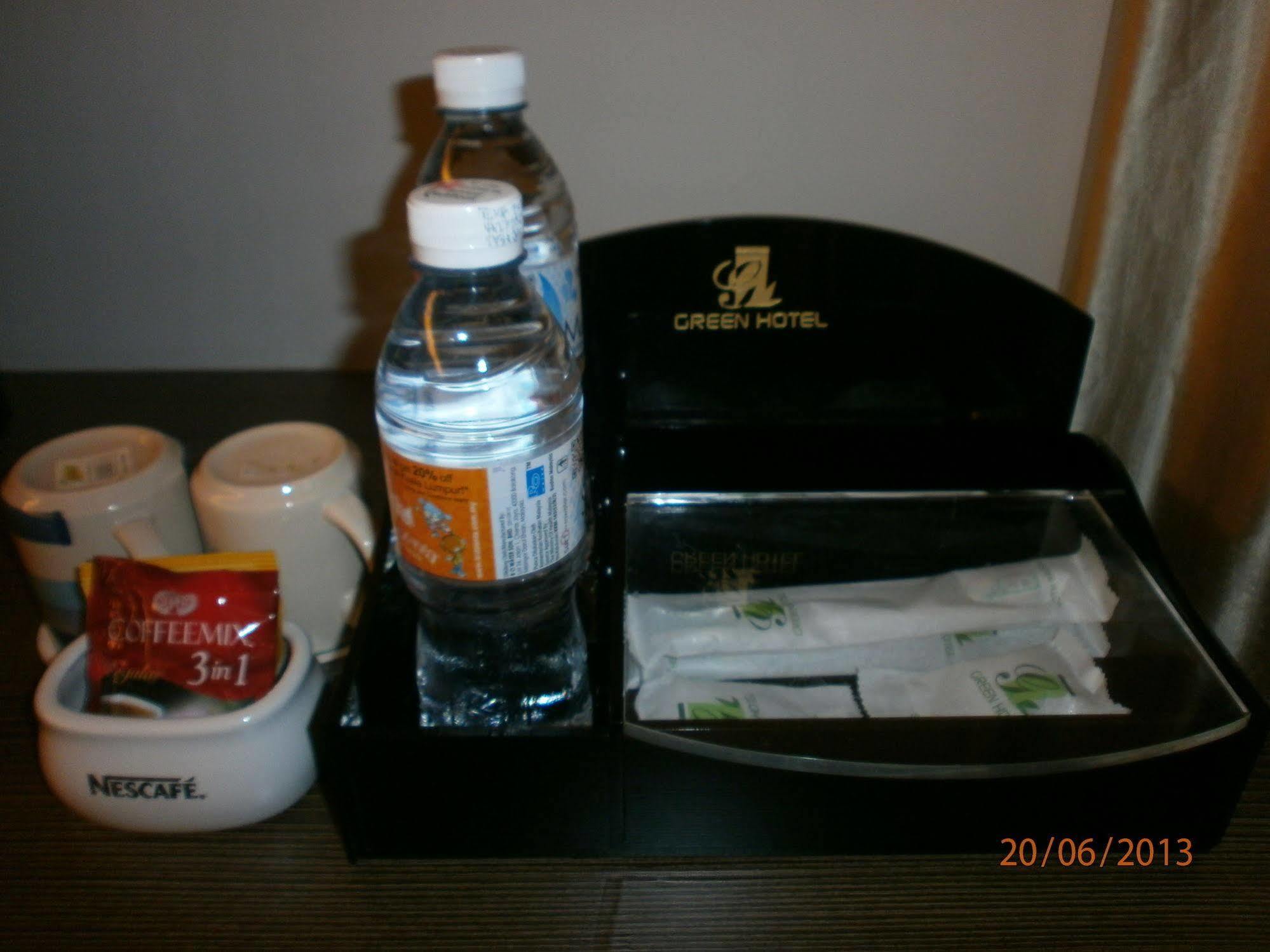 Green Hotel Puchong Extérieur photo